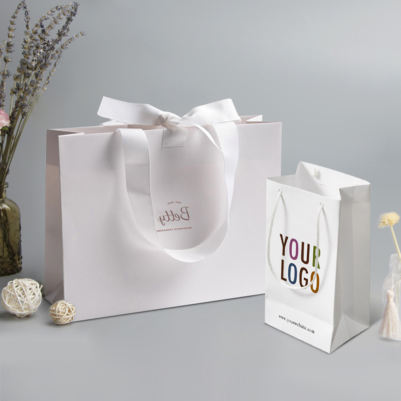 White Glossy Paper Shopping Gift Bag with Logo Custom Printed Free Designer Jewelry Shopping Bags